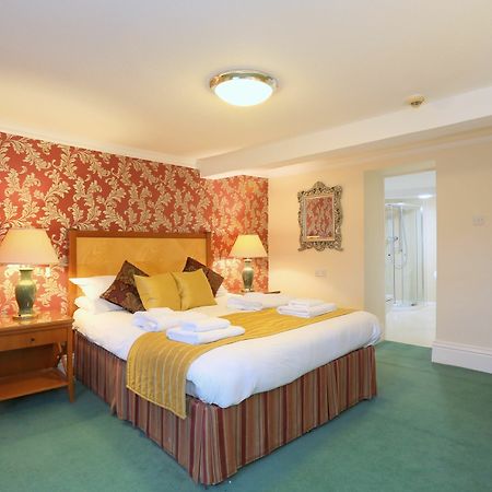 The Downe Arms Hotel Scarborough Zewnętrze zdjęcie